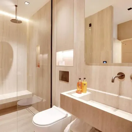 فندق مبيت وإفطار Louvre Rivage Apartments