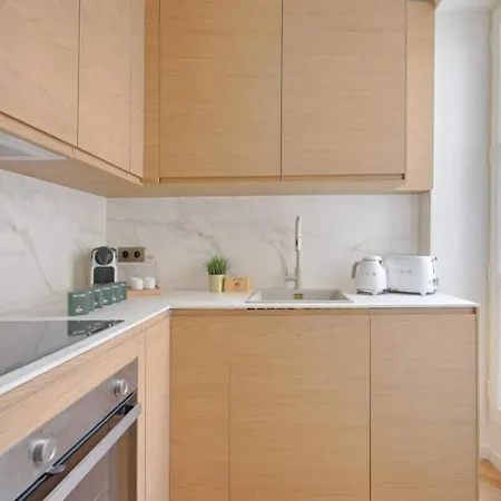 Louvre Rivage Apartments باريس