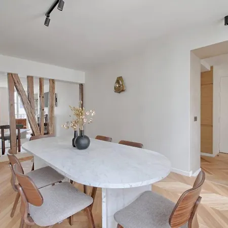 Louvre Rivage Apartments فندق مبيت وإفطار
