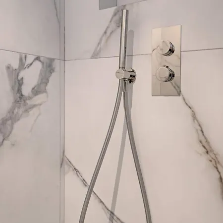 Louvre Rivage Apartments فندق مبيت وإفطار 3*
