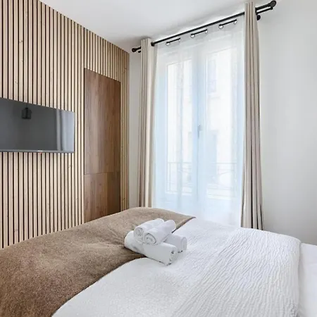 Louvre Rivage Apartments فندق مبيت وإفطار 3*